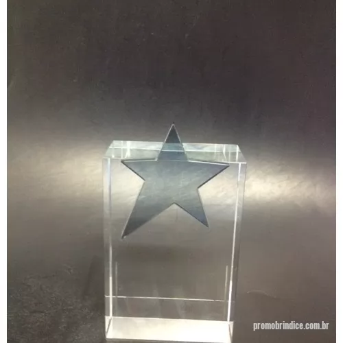 Estrela de cristal personalizada - Troféu de cristal com estrela de cristal. Gravamos qualquer imagem ou logo e frase dentro do cristal