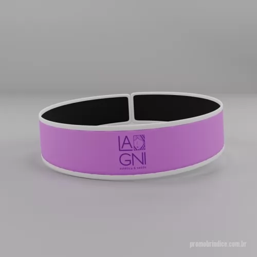 Faixa para cabelo personalizada - Faixa para Cabelo Personalizada, Confeccionada em Neoprene, esta faixa de cabelo testeira é diferenciada devido à flexibilidade e qualidade do material. Ideal para eventos esportivos, clínicas e salões de estética, dentre outros ramos, é um excelente brinde para o público feminino. Além disso, possui fechamento em velcro, garantindo um ajuste perfeito e prático.