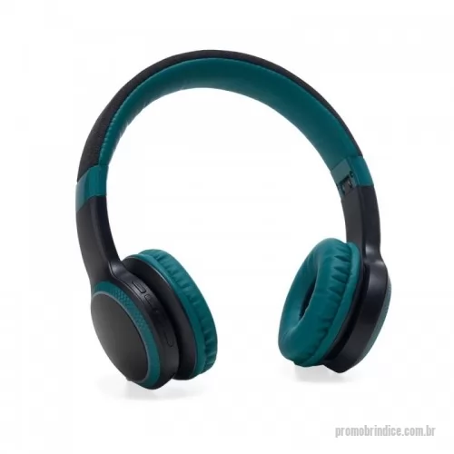 Fone de Ouvido Bluetooth personalizado - Fone de ouvido bluetooth. Possui revestimento de couro sintético com espuma interna, garantindo um ótimo isolamento do som externo, luzes LED RGB, hastes articuláveis com altura regulável, permitindo que o fone seja guardado de maneira compacta, revestimento de tecido na parte superior da hastes, microfone para atendimento de chamadas, botões Play/Pause, M (modo), + e – no corpo do fone. Executa nos modos bluetooth, Auxiliar P2, Rádio FM e Cartão TF (Micro sd). Acompanha cabo USB tipo-C.