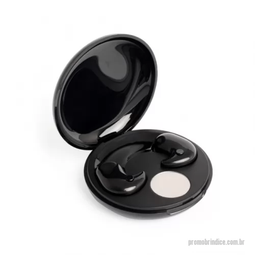 Fone de Ouvido Bluetooth personalizado - Fone de ouvido bluetooth vem com um botão para comandos e um case carregador com display de bateria. Também possui um modo sono, onde funciona por 45 minutos antes de desligar automaticamente. Acompanha USB Tipo-C, cordão de silicone e 2 pares de eartips em diferentes tamanhos.