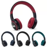Fone de ouvido bluetooth. Possui revestimento de couro sintético com espuma interna, garantindo um ótimo isolamento do som externo, luzes led rgb, hastes articuláveis com altura regulável, permitindo que o fone seja guardado de maneira compacta, revestimento de tecido na parte superior da hastes, microfone para atendimento de chamadas, botões play/pause, m (modo), + e – no corpo do fone. Executa nos modos bluetooth, auxiliar p2, rádio fm e cartão tf (micro sd). Acompanha cabo usb tipo-c.