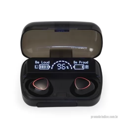 Fone de ouvido personalizado - Fone de ouvido bluetooth com comandos touch e case carregador. Com display de bateria e fechamento magnético, o case pode ser utilizado também como um power bank de baixa capacidade para emergências . Material plástico. Acompanham 2 pares de eartips em diferentes tamanhos e cabo USB.  Largura : 5,2 cm Espessura : 3,5 cm Comprimento : 8 cm Medidas aproximadas para gravação (CxL): Case 3 cm x 6 cm Tamanho total aproximado (CxL): Fone 2,4 cm x 1,8 cm Peso aproximado (g): 81