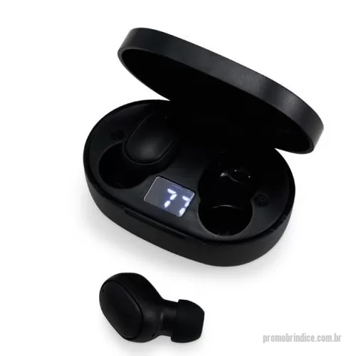 Fone de ouvido personalizado - Buscando liberdade e praticidade para o seu dia a dia? Experimente nosso fone de ouvido com Bluetooth! É só abrir o Bluetooth, conectar o TWS, e curtir um encaixe confortável nos ouvidos e uma qualidade sonora incrível. O case acende uma luz ao carregar, adicionando um toque moderno e funcional ao acessório!