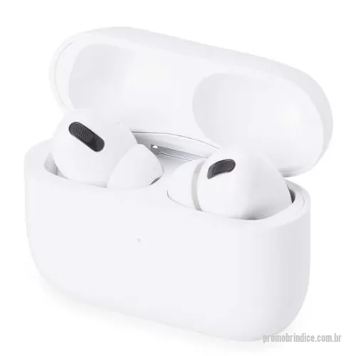 Fone de ouvido personalizado - Fone de ouvido bluetooth com comandos touch e case carregador de fechamento magnético. Acompanha cabo USB Lightning. Obs.: O CARREGAMENTO MÍNIMO DO PRODUTO DEVE SER DE 2 HORAS, PRESERVANDO DESTE MODO A SAÚDE DO PRODUTO E PROLONGANDO O SEU TEMPO DE VIDA ÚTIL.