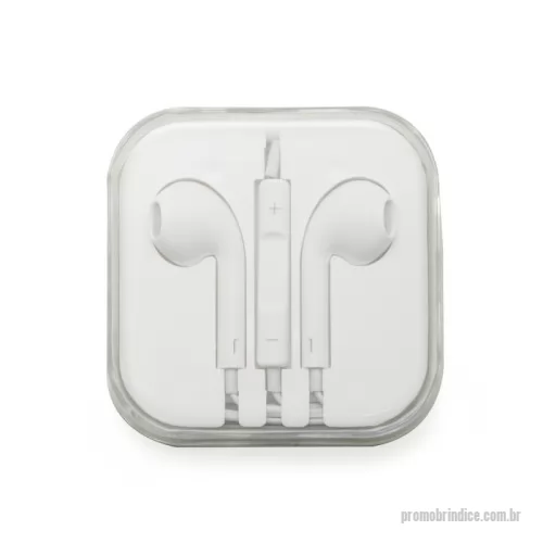 Fone de ouvido personalizado - Descrição: Fone de ouvido estéreo com microfone e controle de volume. Fone de ouvido plástico na cor branca, entrada P2, possui indicativo L(left) e R(right) na área interna do fone, detalhes internos vazados no fone(possibilita a visão da tela de proteção), microfone acoplado no suporte com desenho indicativo e no verso do suporte controle de volume com desenho indicativo – e +. Acompanha embalagem plástica branca com tampa acrílica transparente. OBS.: Botões de volumes funcionam apenas em aparelhos da linha APPLE.