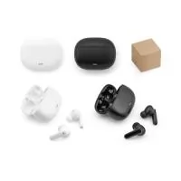Fone de ouvido wireless em ABS 100% reciclado. Transmissão sem fios BT 5.3 com autonomia, aproximadamente, de 6 horas. Função para atender chamadas, controlo de volume e conexão à playlist do dispositivo móvel. Incluso cabo de carregamento USB-C e pares extra em borracha. Fornecido em caixa presente de papel kraft reciclado.  Dimensões do produto: Caixa: 75 x 150 x 45 mm