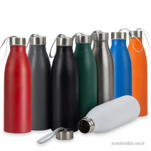 Garrafa de metal personalizada - Descrição: Garrafa de inox 750ml com tampa rosqueável e alça de nylon embutida.  Altura :  23,9 cm  Largura :  7,2 cm  Circunferência :  22,8 cm  Medidas aproximadas para gravação (CxL):  15 cm x 5 cm  Peso aproximado (g):  155