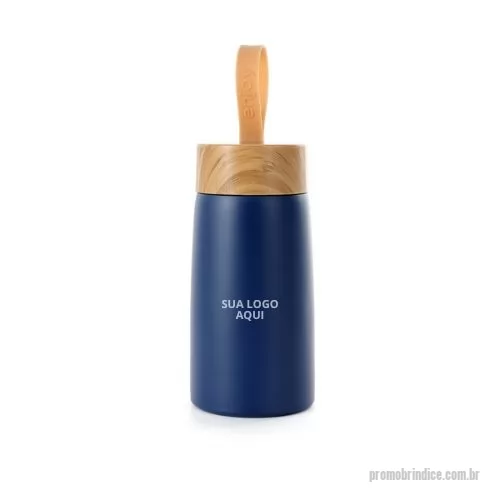 Garrafa de metal personalizada - Apresentamos a garrafa inox de parede dupla com capacidade de 250ml, a escolha ideal para brindes corporativos de alta qualidade. Fabricada em aço inoxidável, mantém suas bebidas na temperatura perfeita por mais tempo. Compacta e elegante, é ideal para uso diário no trabalho, em viagens ou atividades ao ar livre. Personalize com a logo da sua empresa e ofereça aos seus clientes um brinde funcional e sofisticado. Dimensões: 17,5 cm de altura x 6,5 cm de diâmetro.