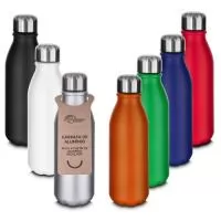 Garrafa em alumínio com capacidade de 550ml. Tampa rosqueável em inox. Pintura fosca.  *Todas as garrafas acompanham etiqueta em papel kraft com descrição do produto.