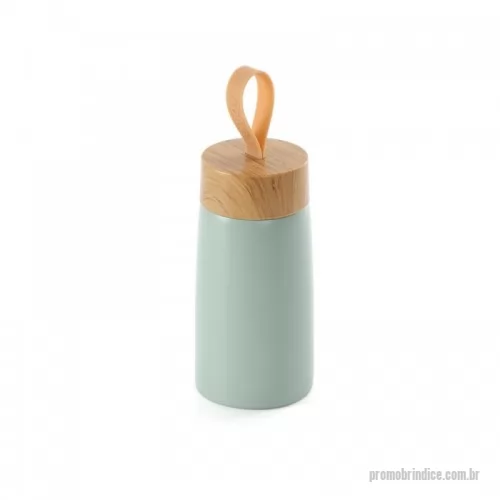 Garrafa personalizada - Garrafa inox 304 com parede dupla, capacidade de 250ml. Contém tampa plástica com design de bambu e alça de silicone para transporte.