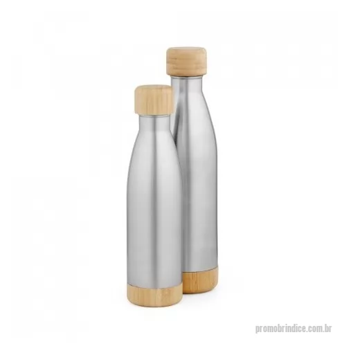 Garrafa personalizada - Garrafa em aço inox 90% reciclado de parede dupla térmica, isolada a vácuo. Possui tampa e base em bambu. Capacidade até 550 mL. Fornecido em caixa presente de papel kraft reciclado. Certificação EU Food Grade. A cor e o resultado da impressão nos materiais naturais pode variar entre produtos.
