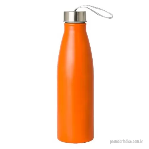 Garrafa personalizada - Garrafa em inox com a capacidade total para até 750ml. Conta com tampa rosqueável e alça fixa em nylon para transporte.  Altura: 24,7 cm Largura: 7,2 cm Medidas aproximadas para gravação: (CxL): 20 cm x 5 cm Tamanho: (CxL): Diâmetro Bocal: 3,1 cm