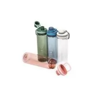 Garrafa plástica de 750 ml com tampa rosqueável e bocal, tampa protetora e alça para facilitar o transporte. Altura : 24,6 cm Largura : 7,3 cm Circunferência : 23 cm Peso aproximado g : 122