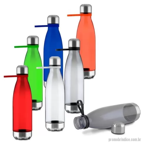 Garrafa Plástica personalizada - Descrição: Garrafa em rPET com capacidade máxima de 700ml. Possui tampa rosqueável e base metálicos, além de alça flexível de silicone.  Altura :  26,5 cm  Largura :  7,2 cm  Circunferência :  22,5 cm  Medidas aproximadas para gravação (CxL):  18 cm x 6 cm