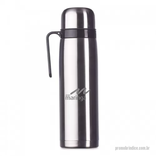 Garrafa térmica personalizada - GARRAFA TÉRMICA 1 LITRO EM INOX COM ALÇA PLÁSTICA PRETA. POSSUI TAMPA ROSQUEÁVEL, TAMPA INTERNA ROSQUEÁVEL COM BICO PLÁSTICO VERMELHO.