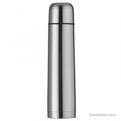 Garrafa térmica personalizada - Garrafa Térmica Inox 1L  Descrição: Garrafa térmica 1L em inox com tampa rosqueável, tampa interna em plástico resistente(basta um clique para abrir ou fechar). Acompanha capa protetora de couro sintético com alça em nylon e detalhe vermelho.  Medidas aproximadas para gravação (CxL):  24,5 cm x 8 cm  Tamanho total aproximado  (CxL):  32,8 cm x 8,1 cm  Peso aproximado (g):  637