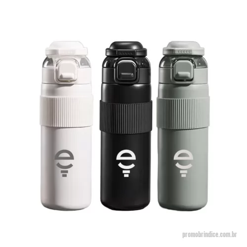 Garrafa térmica personalizada - Garrafa térmica em aço inoxidável com capacidade para 700ml, parede dupla com isolamento a vácuo e pega em silicone para transporte seguro. Possui duas tampas intercambiáveis: uma com canudo e outra com bico.  Características: • Pega em silicone; • Capacidade: 700ml; • Duas tampas: com canudo e com bico; • Aço inoxidável com parede dupla e isolamento a vácuo.