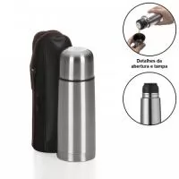 Garrafa Térmica em Inox com capacidade p/ 350 ml e tampa rosqueável, tampa interna em plástico resistente(basta um clique para abrir ou fechar). Acompanha capa protetora de couro sintético com alça de nylon.