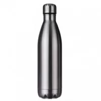 Garrafa térmica 780ml em inox de alta qualidade. Possui tampa rosqueável com detalhe superior em relevo, pode ser utilizada com líquidos quentes ou frios. Observação: não colocar no fogão ou micro-ondas.