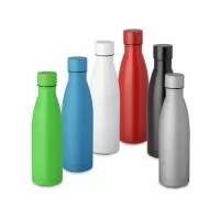 Garrafa térmica em aço inox com parede dupla isolada à vácuo, com tampa de inox na cor do produto e anel de silicone para vedação. Capacidade de até 500ml, pintura fosca.