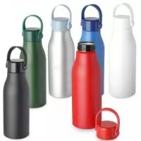 Garrafa em alumínio, tampa em plástico com alça na cor do produto. Capacidade de 550ml, pintura fosca. Ideal para academias, práticas esportivas, brindes promocionais e eventos corporativos.