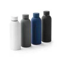 Garrafa em aço inox (90% reciclado) de parede dupla térmica, isolada a vácuo, com tampa em aço inox. Parede com acabamento emborrachado dando um toque sofisticado. Capacidade até 550 mL. Preserva as bebidas quentes por 8 horas e as bebidas frias por 24 horas. ø70 x 220 mm