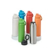 Garrafa térmica inox de capacidade de até 750ml. A pintura eletrostática garante uma cor duradoura e acabamento de maior qualidade. Sua parede dupla e isolamento a vácuo mantém o líquido conservado por mais tempo, também evitando vazamentos. Além disso, a garrafa conta com uma tampa rosqueável e uma alça circular magnética, compatíveis com smartphones da linha iPhone.