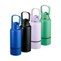 O ChatGPT disse:  Garrafa Térmica Inox 700ml – Alta Performance e Estilo Moderno  Descrição: Garrafa térmica em inox com pintura eletrostática e capacidade de 700ml. Sua estrutura com parede dupla e vedação a vácuo garante a conservação da temperatura por longos períodos. Possui tampa rosqueável com bico flip, protetor para o bocal, canudo interno removível e alça fixa para transporte. O fundo removível facilita a limpeza, tornando o uso ainda mais prático.  Especificações: Altura: 26 cm Largura: 9 cm Circunferência: 28,5 cm Área de gravação: 13 x 8 cm Peso: 481 g  Ideal para quem busca um brinde funcional, elegante e durável.