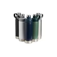 Garrafa térmica de parede dupla em inox, capacidade de 700ml. Tampa principal com bocal e tampa protetora com alça de transporte acoplada. Altura : 28 cm Largura : 9,9 cm Circunferência : 24,9 cm Peso aproximado g : 469