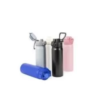 Garrafa térmica com capacidade para até 680 ml. Feita em inox 304, possui estrutura de parede dupla e vedação a vácuo, permitindo a conservação da temperatura de líquidos por mais tempo. Conta com tampa rosqueável com trava de segurança, botão de aci