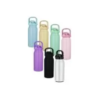 Garrafa térmica em aço inox com parede dupla isolada a vácuo, com capacidade de até 1,5l com pintura fosca na parte externa. Além de garantir a temperatura ideal do líquido por horas, é muito fácil de ser transportada por sua alça superior que torna 