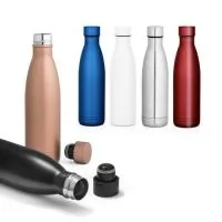 Garrafa em aço inox de parede dupla térmica, isolada a vácuo com tampa em aço inox. Capacidade até 500 mL. Mantém as bebidas quentes por 8h e frias por 24h. Fornecido em caixa presente. Certificação EU Food Grade. ø67 x 255 mm  Caixa exterior (m): 0,400X0,400X0,300 Peso da caixa (Kg.): 8.900 Peso do Produto (g.): 334 Caixa Exterior (Un.): 25 Caixa interior (Un.): 1 NCMS: 76151000 Packing individual: Polybag Certificados: Food Safety, BPA Free País de origem: China