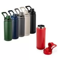 Garrafa térmica em inox 304 com capacidade máxima de até 600ml. Conta com estrutura de parede dupla e vedação a vácuo para manter a temperatura de líquidos conservada por mais tempo. Possui tampa rosqueável em plástico com protetor para o bocal e alça para transporte. Acompanha protetor antiderrapante para a base.