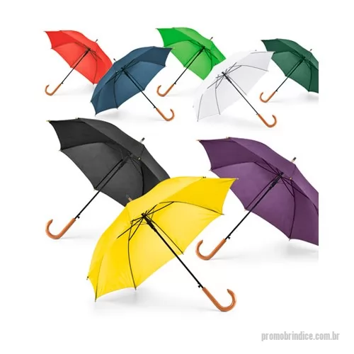 Guarda chuva personalizada - Automático, resistente e com ótimo acabamento, o guarda chuva automatico personalizado conta com cabo de madeira e área nobre para personalização de logomarca. Disponível em diversas opções de cores e com ótima aceitação promocional, o guarda chuva a