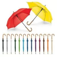 Guarda-chuva personalizado com seu logotipo. Disponível em diversas cores. Produzido em nylon, hastes de metal e pega de madeira. Medidas ø104 x 88 cm.