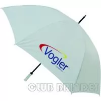 Guarda Chuva Portaria, cabo reto. Disponível em várias cores. Gravação da logomarca em 1 cor em 2 gomos já inclusa.  29  X 8 varetas duplas. Tamanho: Aprox. 140/150 cm de envergadura.