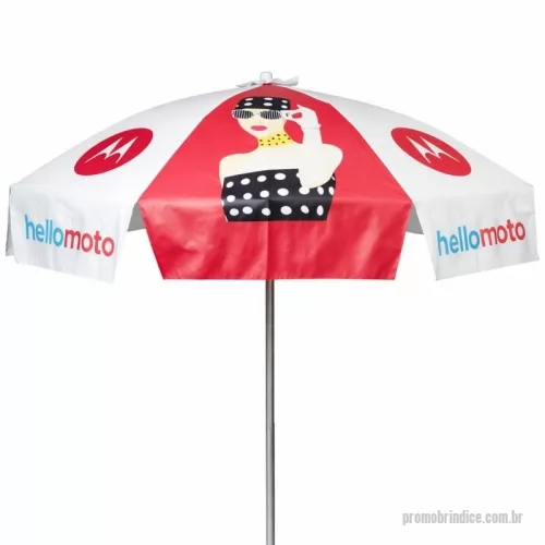 Guarda sol personalizada - Guarda Sol Personalizado com haste central em tubo de alumínio com reforço de madeira interiça. Disponível em várias cores. Gravação da logomarca em 1 cor aplicada em 4 gomos já inclusa.