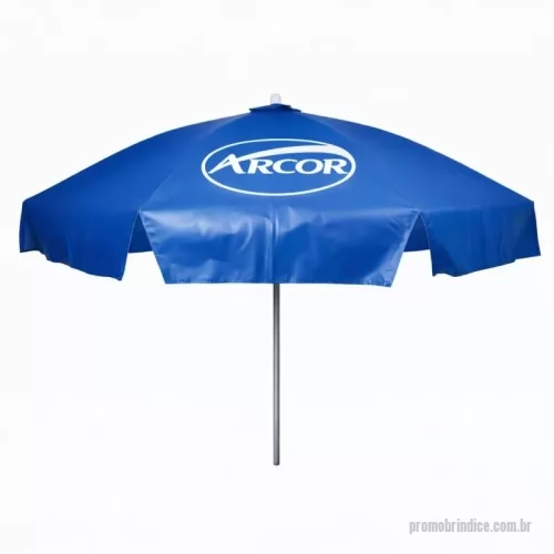 Guarda sol personalizada - Guarda Sol Personalizado com haste central em tubo de alumínio com reforço de madeira interiça. Disponível em várias cores. Gravação da logomarca em 1 cor aplicada em 4 gomos já inclusa.