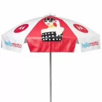 Guarda Sol Personalizado com haste central em tubo de alumínio com reforço de madeira interiça. Disponível em várias cores. Gravação da logomarca em 1 cor aplicada em 4 gomos já inclusa.