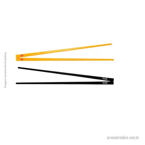 Hashi personalizado - O Par de Hashis Plásticos Permanentes 21 cm é produzido em PP atóxico de alta qualidade, oferecendo resistência, durabilidade e praticidade para o uso diário. Reutilizáveis e fáceis de higienizar, são ideais para restaurantes, eventos temáticos, ações promocionais e brindes corporativos ligados à gastronomia oriental.