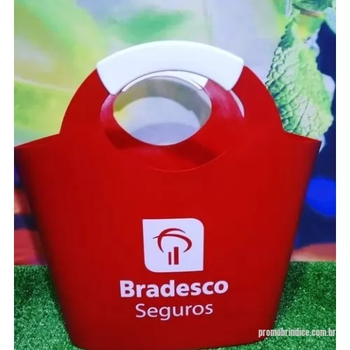 Ice Bag personalizado - Bag confeccionada em plástico de alta durabilidade, sacola balde de gelo plástica é ideal para carregar bebidas com gelo para eventos e confraternizações. - Personalizada