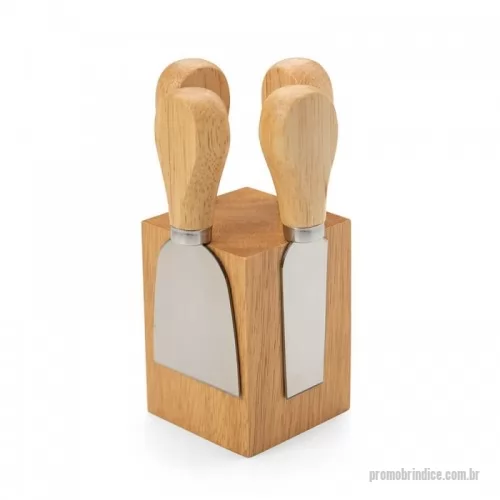 Kit acessórios para queijo personalizado - Kit queijo 4 peças em suporte magnético de bambu.