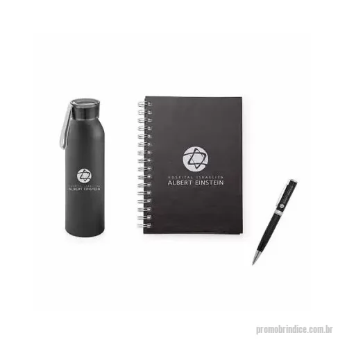 Kit Boas Vindas personalizado - Kit Boas Vindas com 3 peças Personalizado, contendo: 01 garrafa de inox de 500 ml, personalizada à Laser ou em Silkscreen; 01 caderno de reunião com capa em sintético no tamanho: 15 x 21cm, capa personalizada em Silkscreen; 01 caneta de Metal, personalizada à Laser. Kit vem em caixa de papel.