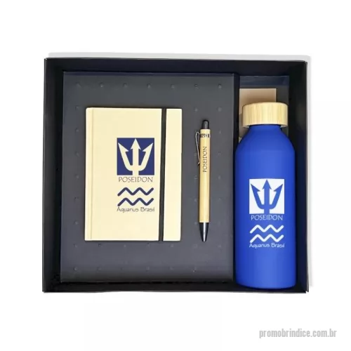 Kit Boas Vindas personalizado - Kit Boas Vindas Personalizado com 1 cadernetas 14x21 cm, miolo sem pauta e capa em kraft + 1 caneta de bambu com metal + 1 squeeze alumínio com acabamento emborrachado, tampa de bambu e capacidade de 550 ml + 1 caixa em cartão triplex, modelo tampa e fundo.