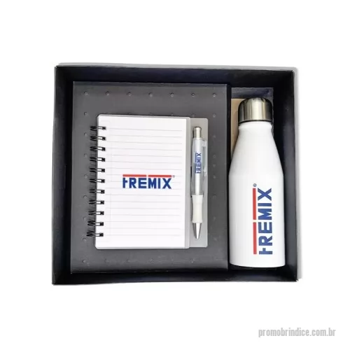 Kit Boas Vindas personalizado - Kit Boas Vindas Personalizado com 1 squeeze de 500 ml + 1 bloco no tamanho de 16,1x14,8 cm, miolo pautada, capa e caneta plástica + 1 caixa em cartão 300 gr, modelo tampa e fundo.