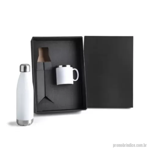 Kit Boas Vindas personalizado - Kit garrafa e caneca personalizadas. Conta com garrafa em aço inox branca com tampa rosqueável e capacidade total de 700ml e caneca de 300 ml em aço inox revestida em poliestireno branco. Acompanha embalagem para presente.