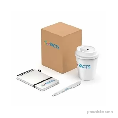 Kit Boas Vindas personalizado - Kit escritório, contendo: 1 Bloco de anotações 14,8x10,5cm; 1 Caneta plástica retrátil; 1 Copo plástico 350ml com tampa.