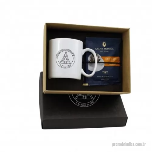 Kit café personalizado - Kit Café personalizado em caixa de papel, 1 Caneca de porcelana 270ml e 2 Saches DRIP COFFEE gourmet Santa Monica 10g. Gravação na caneca e tampa da caixa.