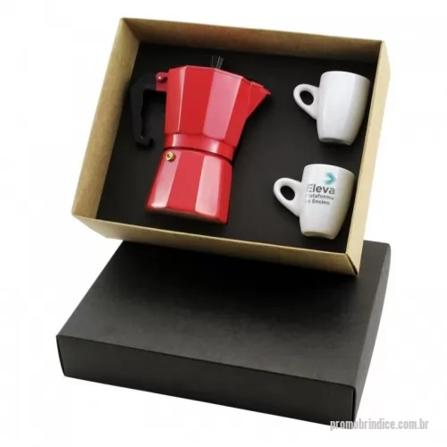 Kit café personalizado - Kit Café personalizado em caixa de papel, Cafeteira Italiana 3 doses e 2 Xícaras. Gravação na cafeteira, xícaras e tampa da caixa.
