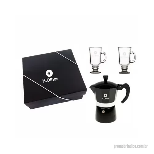 Kit café personalizado - Kit cafeteira contendo: - 01 cafeteira Italiana para 3 cafés, personalizada à laser; - 02 xícaras de vidro Irish coffee 120 ml, personalizada à Laser - 01 caixa de papel rígido para presente, personalização na tampa, caixa com fechamento em elástico.